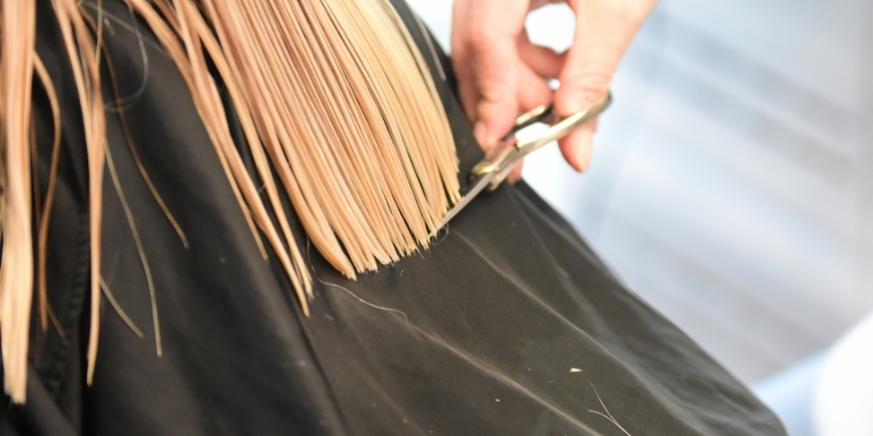 Hair cutting and styling techniques course in Tamworth