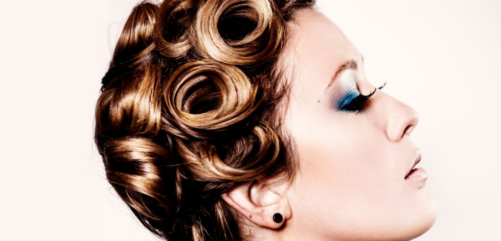 Vintage hair styling course by TWorld Training
