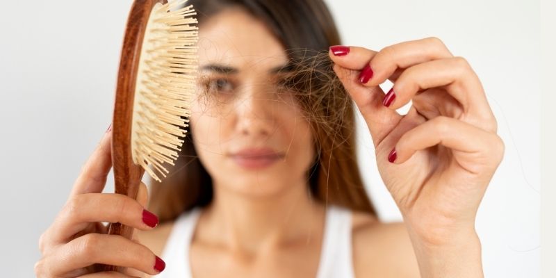 https://tworldtraining.com/signs-of-female-hair-thinning-and-how-a-trained-specialist-can-help/