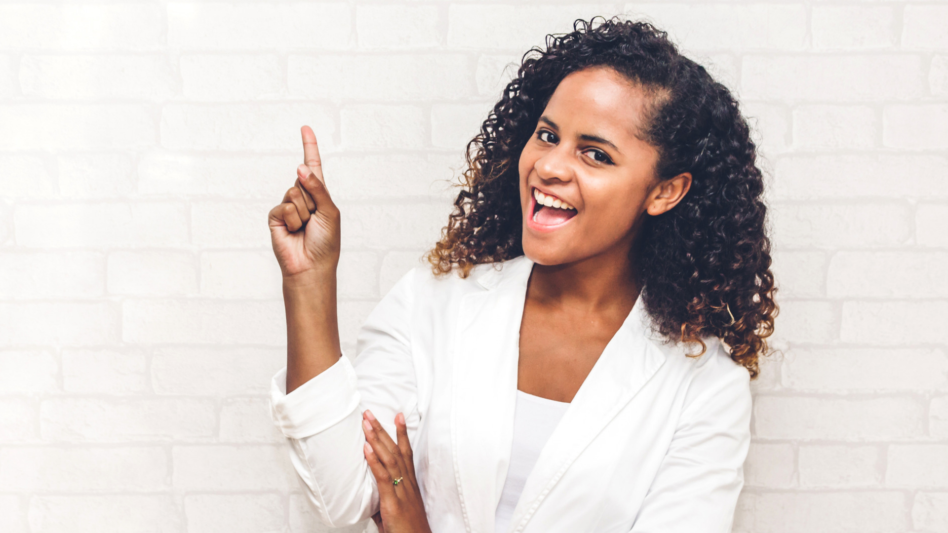 Become a hair stylist or therapist in the hair and beauty industry